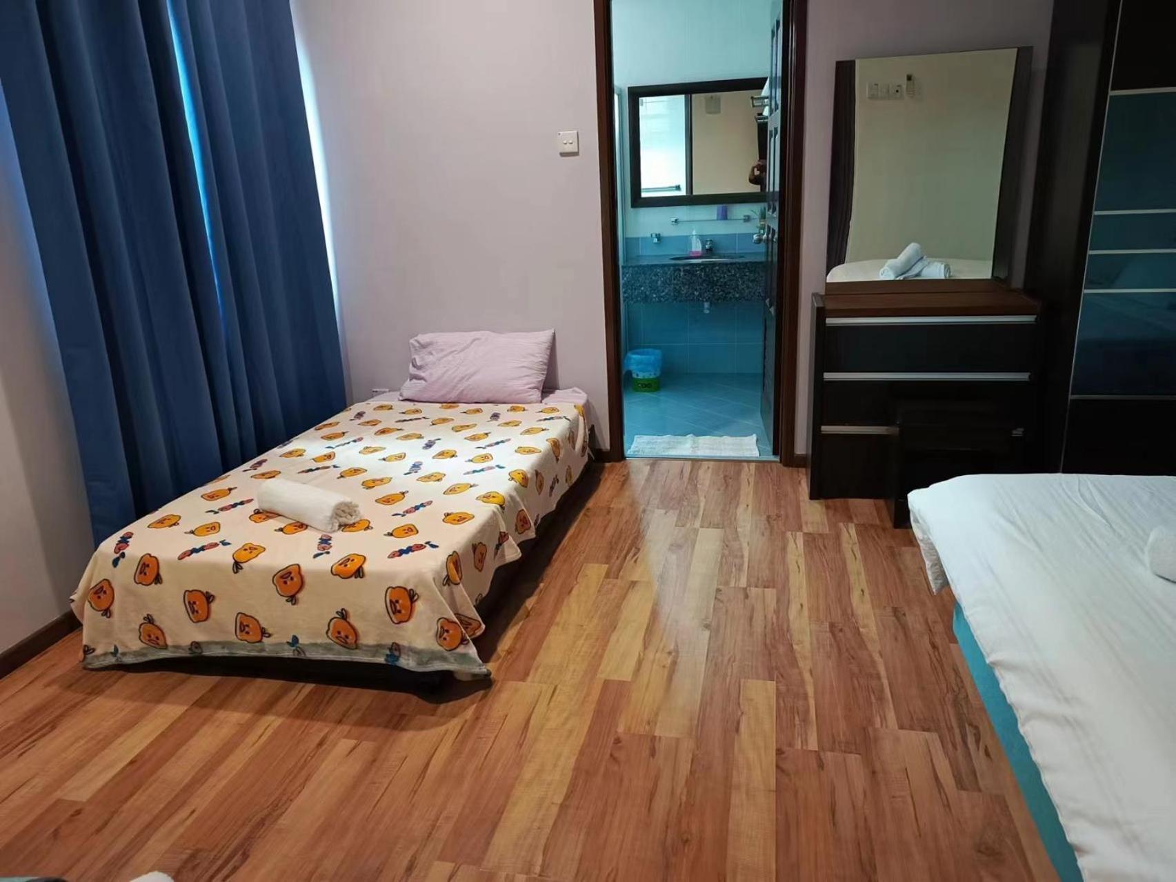 Melaka Beachfront Villa With Pool ภายนอก รูปภาพ